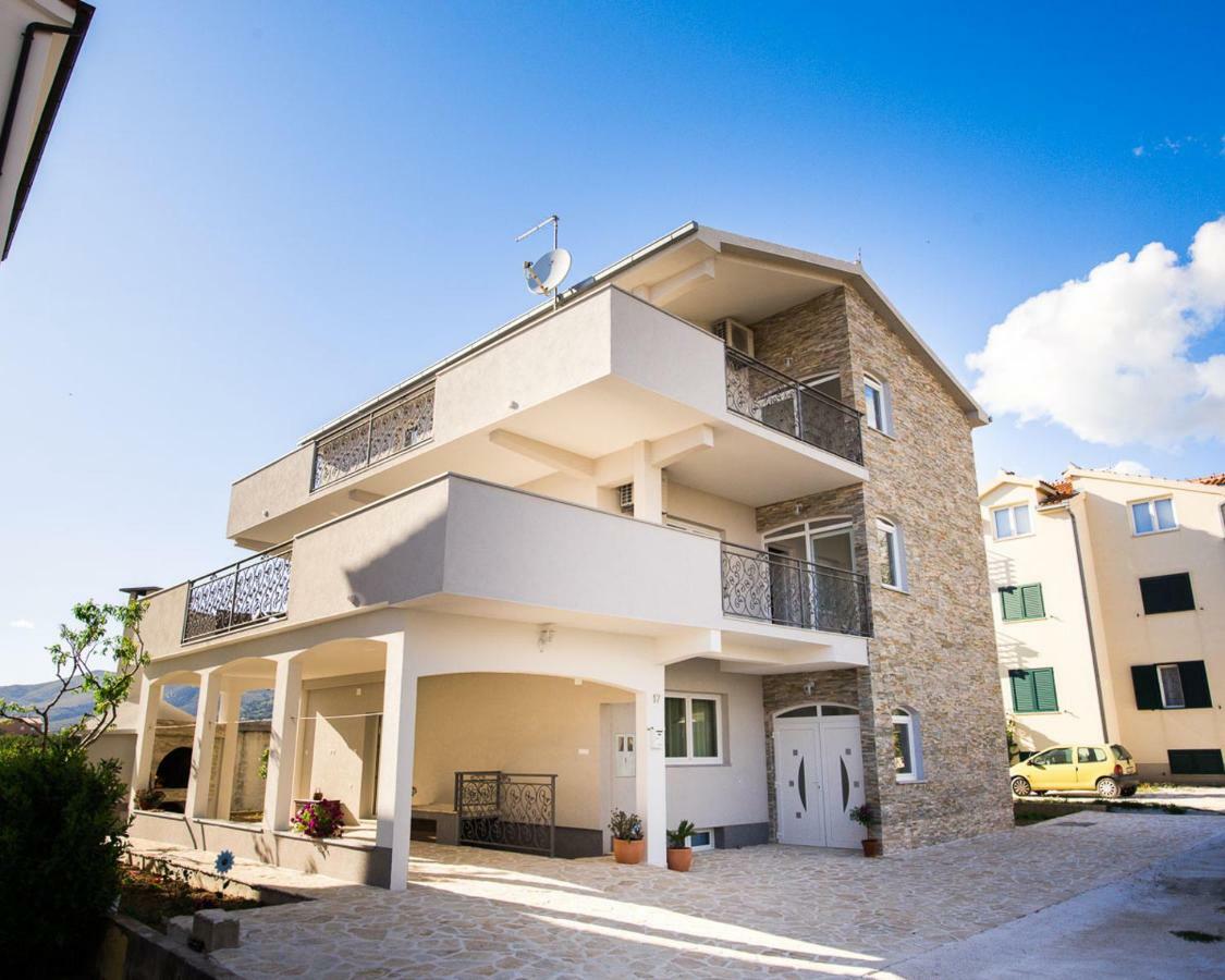 Apartments Cambio Kaštela Eksteriør billede