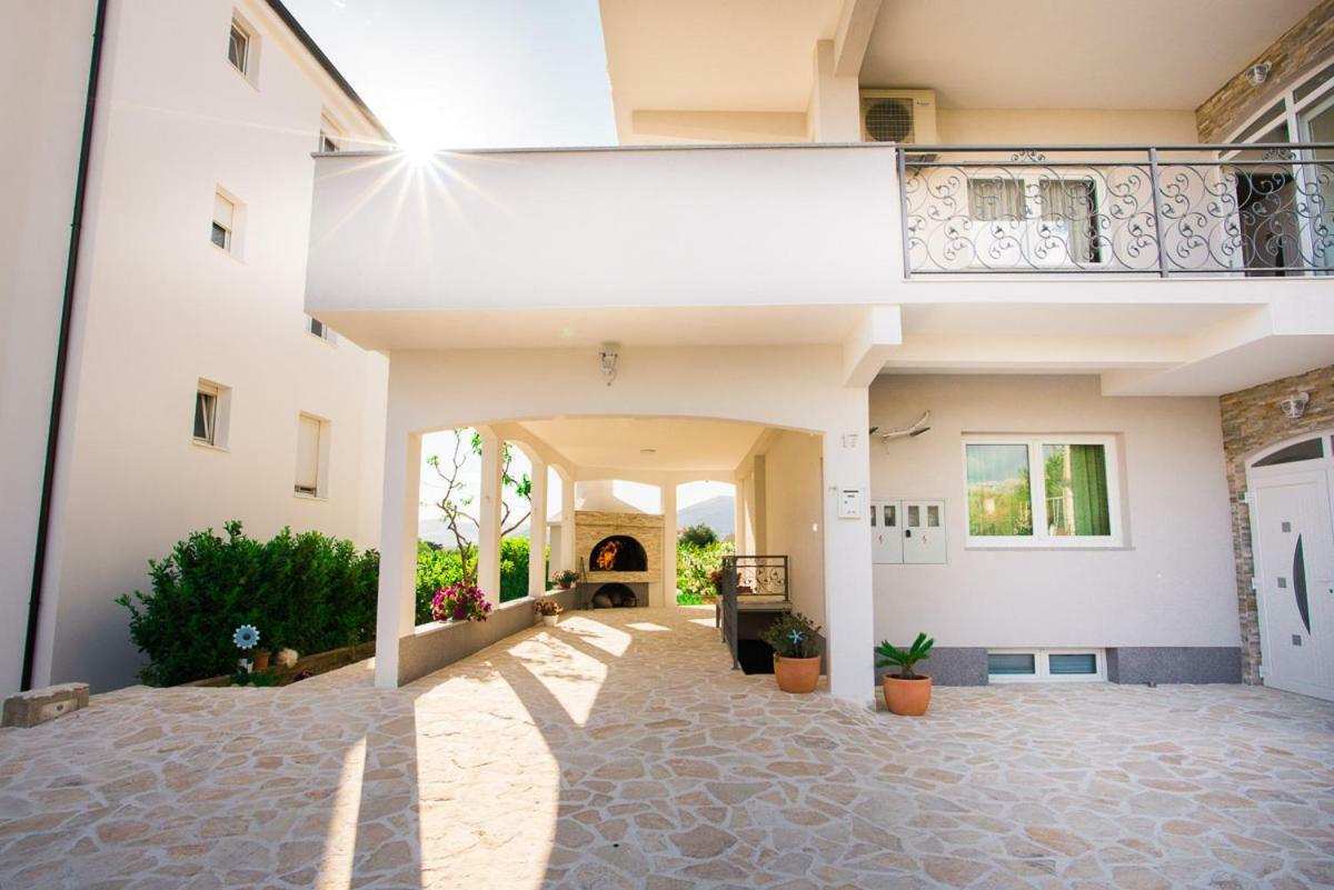 Apartments Cambio Kaštela Eksteriør billede